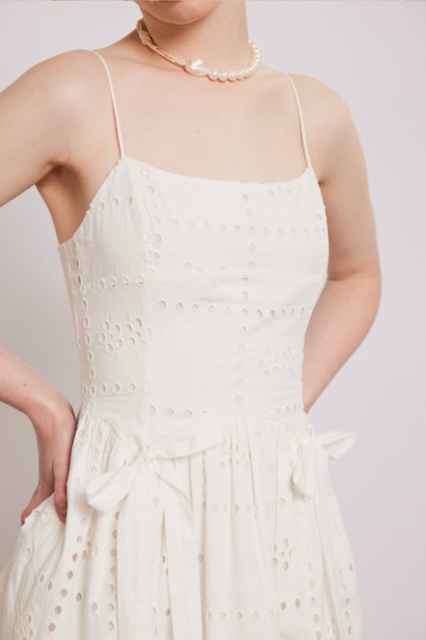 penelope mini - white broderie - Image 4
