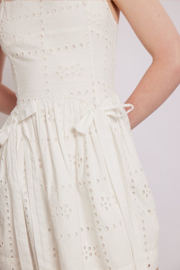 penelope mini - white broderie - Image 5