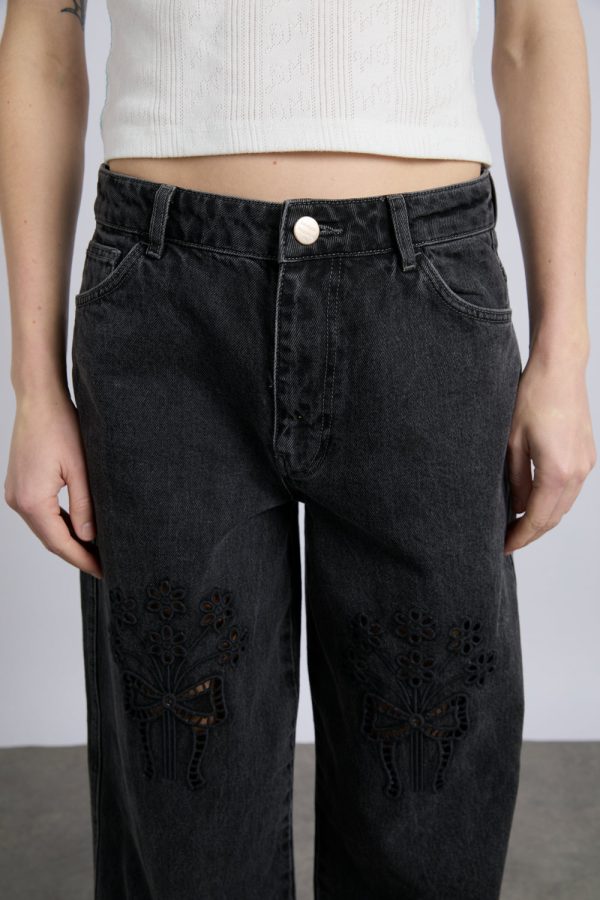 drew jeans- washed black broderie - Image 6