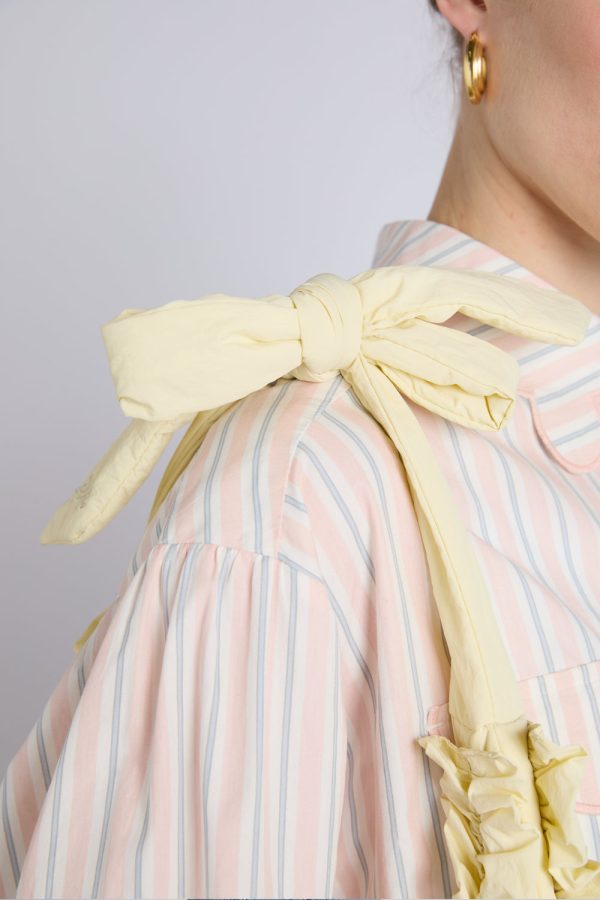 quinn slouchy bag in butter yellow - Image 5