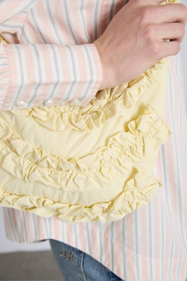 quinn slouchy bag in butter yellow - Image 6