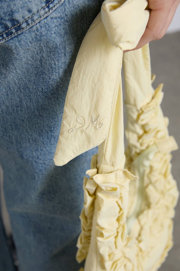 quinn slouchy bag in butter yellow - Image 7